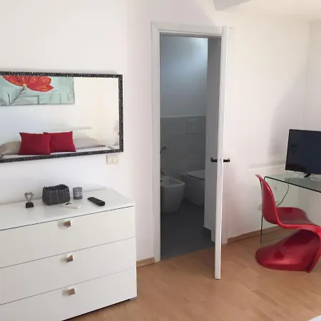 La Casa Di Marta Bed & Breakfast *